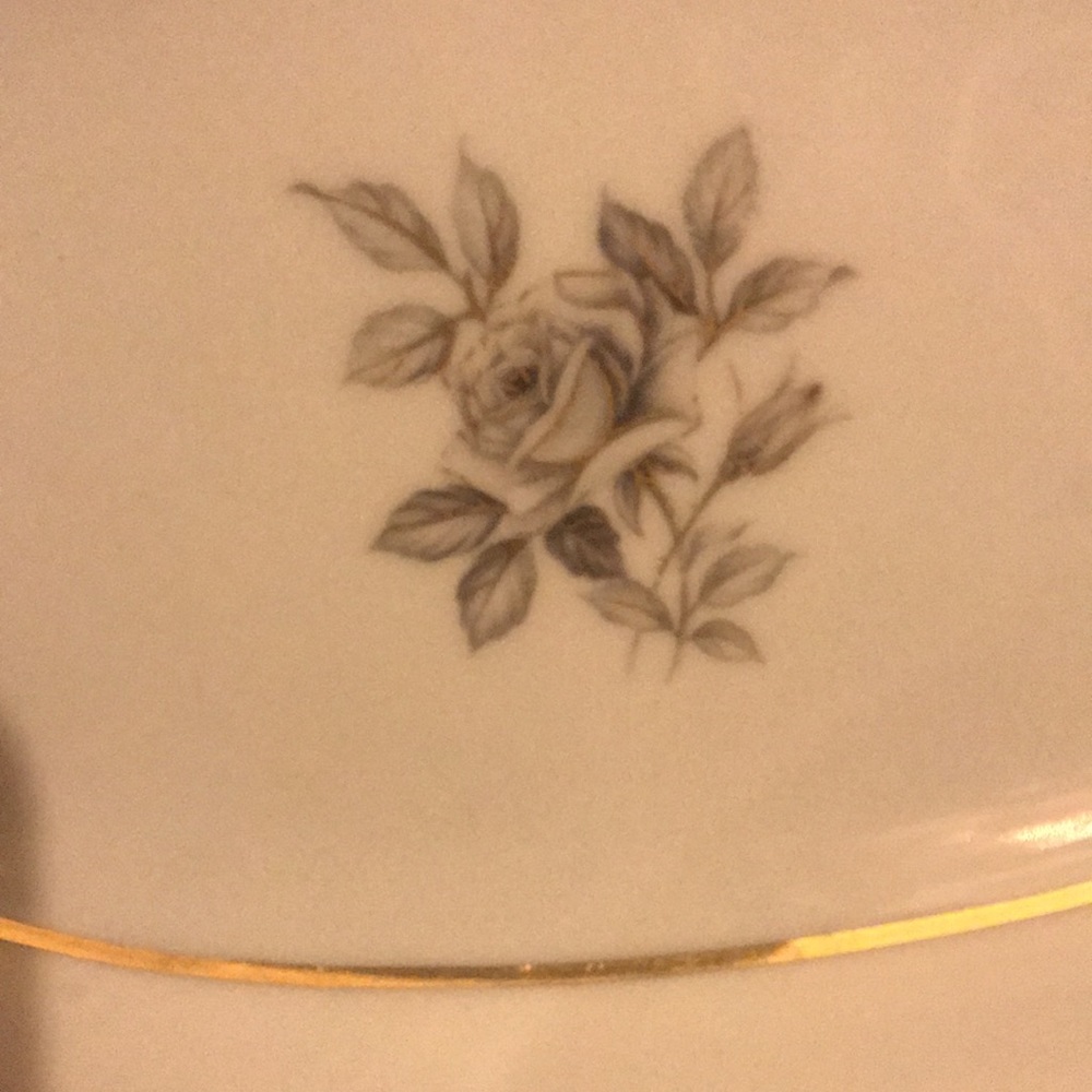 Encanto Platters - Picture 2 of 5